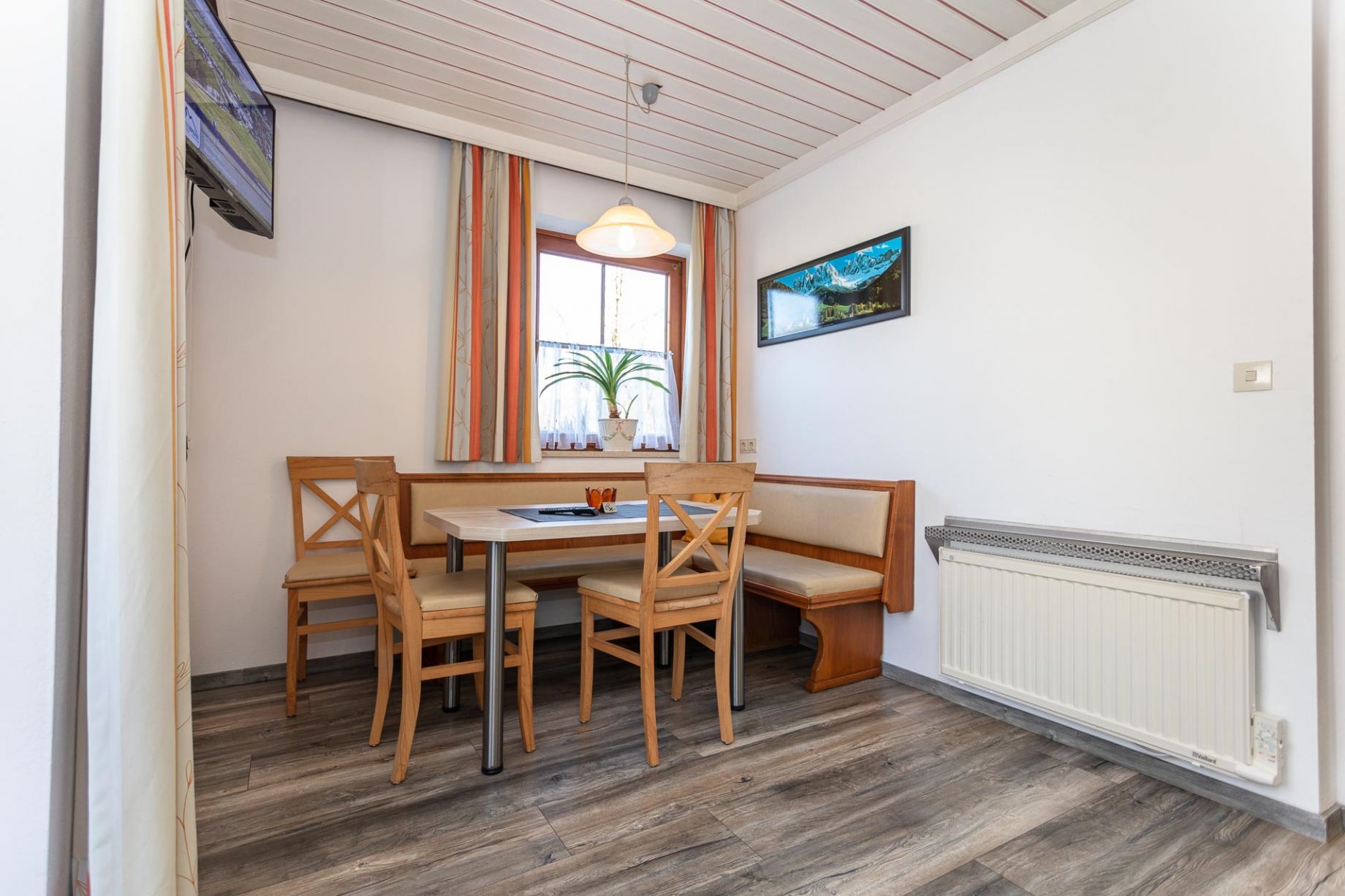 Ferienwohnungen 2 4 Und 5 Im Haus Auernigg In Kaprun Im Salzburger Pinzgau